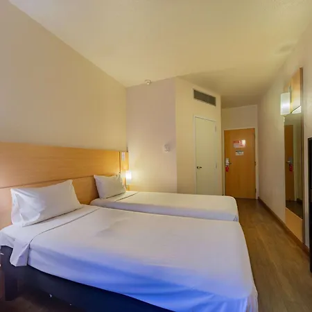 Ibis Manaus Distrito Industrial Exterior foto