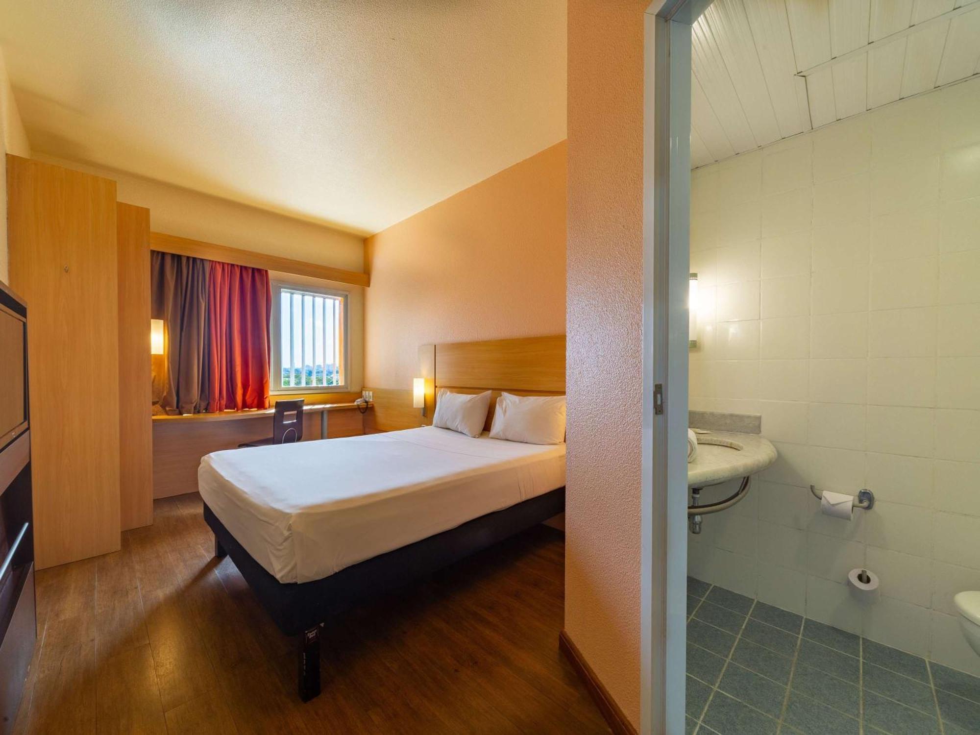 Hotel Ibis Industrial
